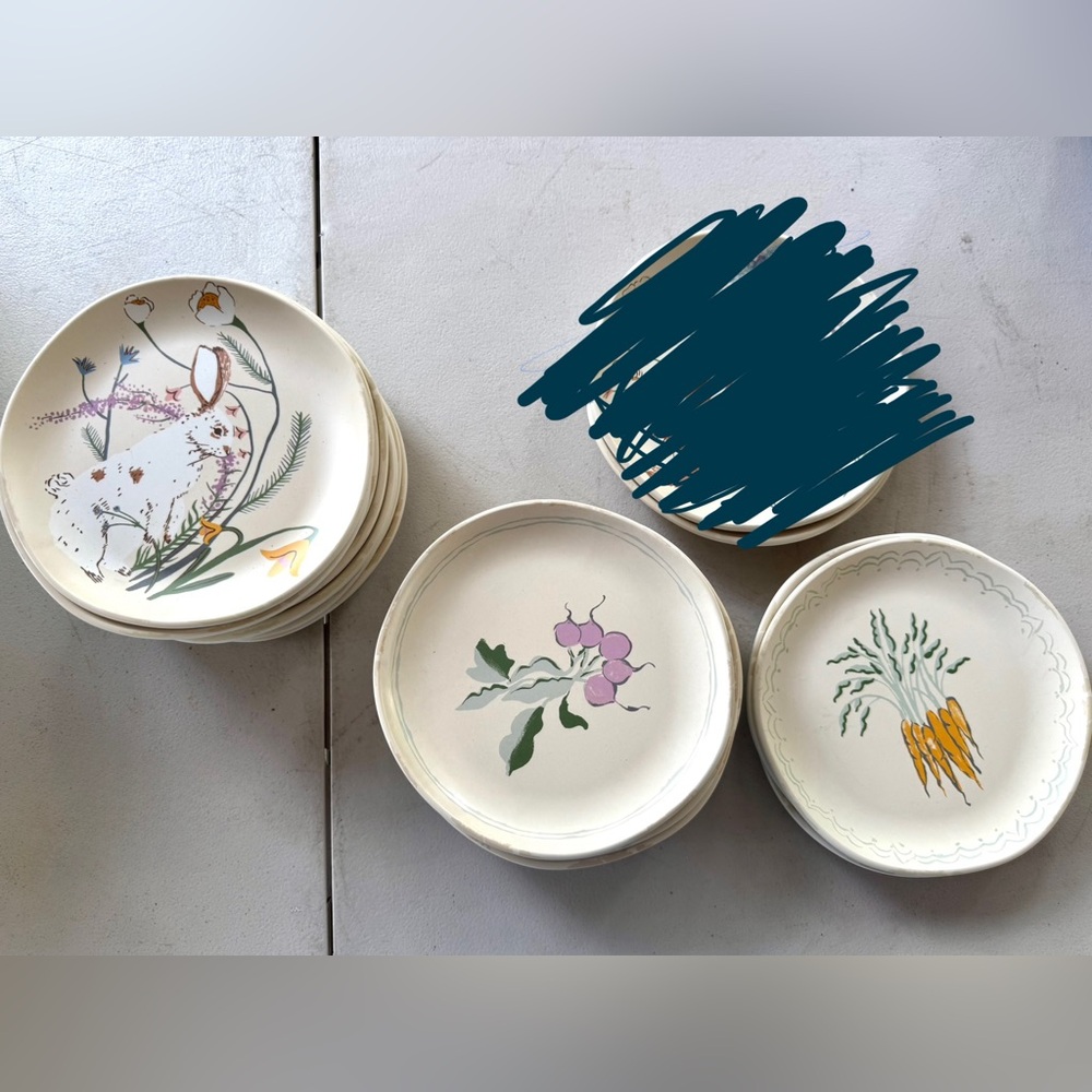 16 vintage style Threshold Melamine Easter Plates